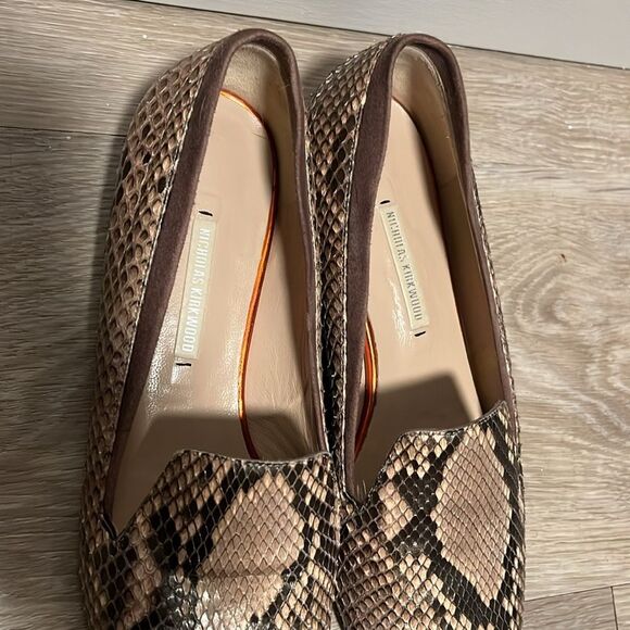 NICHOLAS KIRKWOOD Women's Snakeskin Round-Toe Loafers / Flats, Size 36.5 - Picture 3 of 10